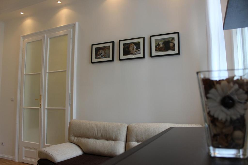 Leo Apartment Obchodna - Family Bratislava Exteriér fotografie