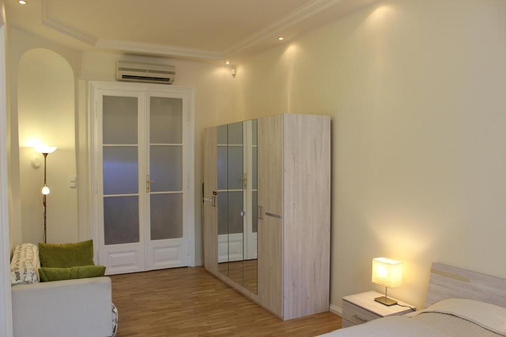 Leo Apartment Obchodna - Family Bratislava Exteriér fotografie