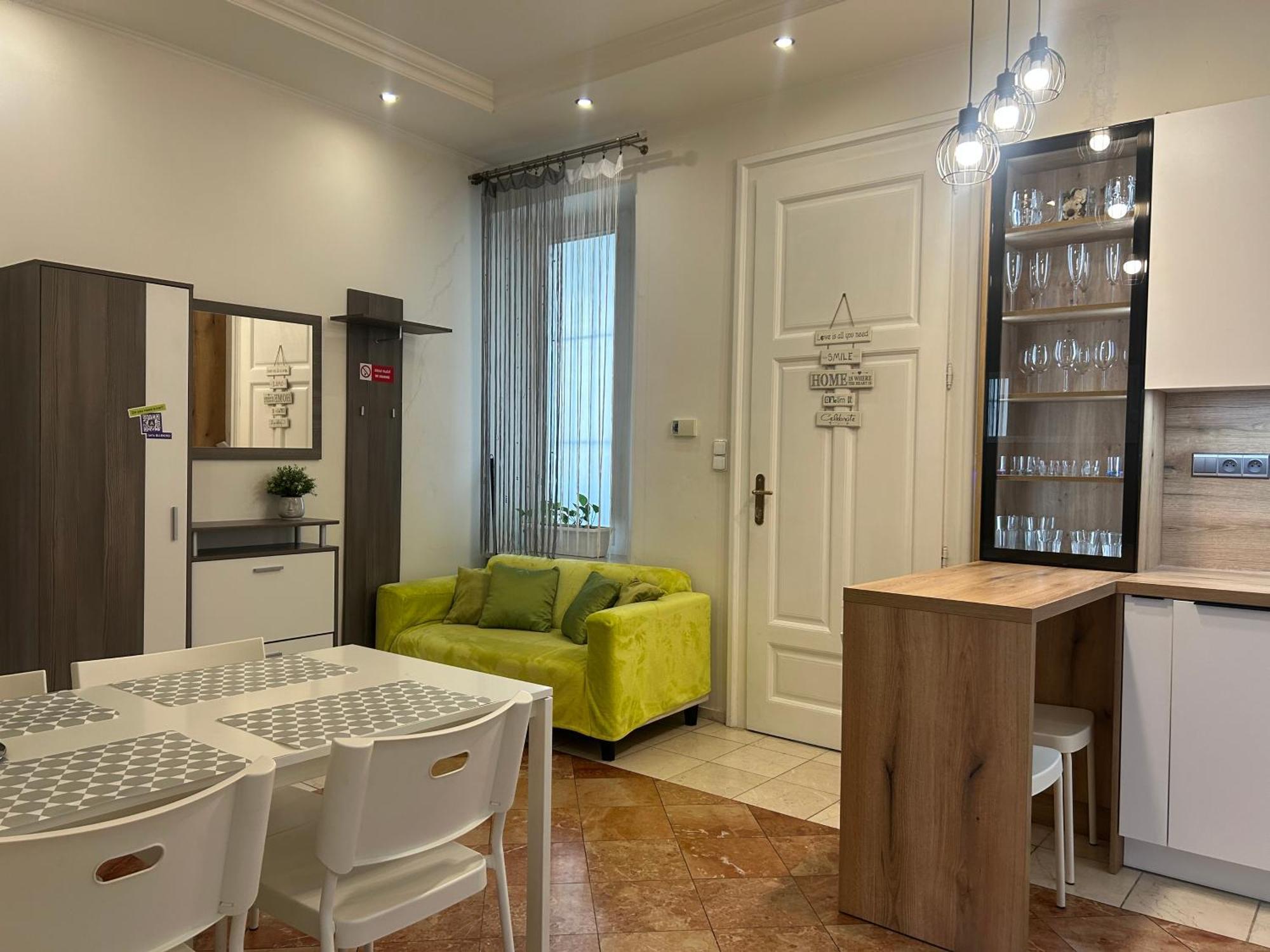 Leo Apartment Obchodna - Family Bratislava Exteriér fotografie