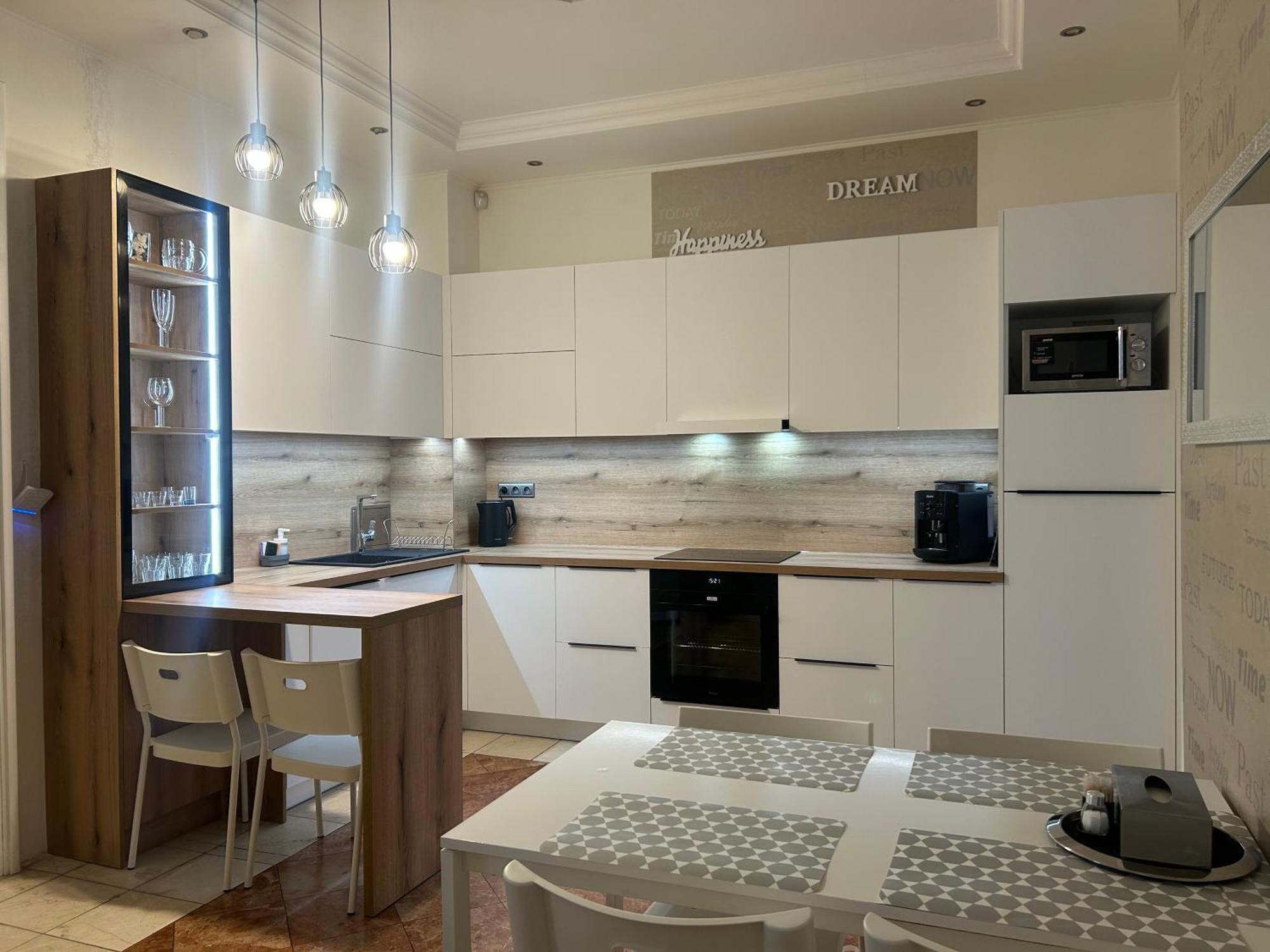 Leo Apartment Obchodna - Family Bratislava Exteriér fotografie